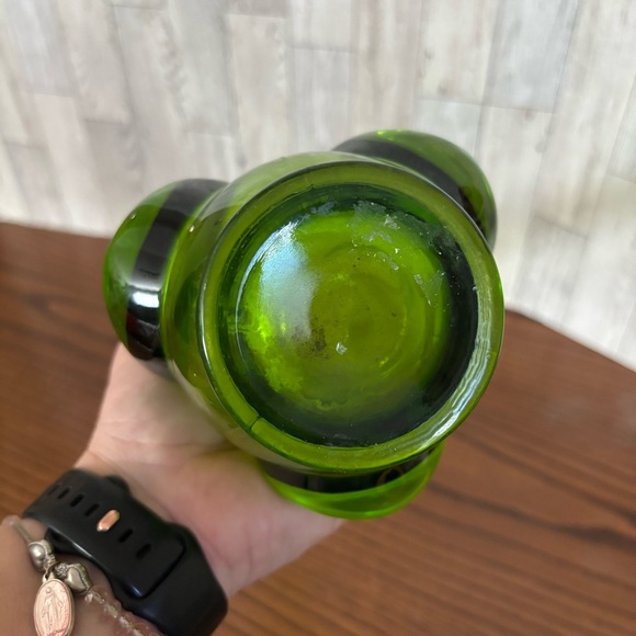 Vintage Viking art drape swung  Green Glass Vase 20” - Picture 7 of 8